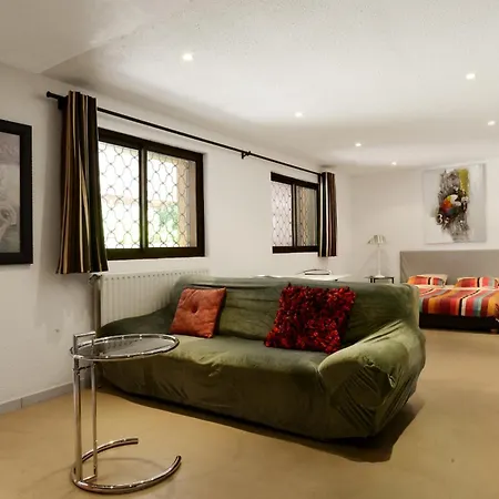 Le Clos Saint Jean, Vue Cite Et Piscine Carcassonne