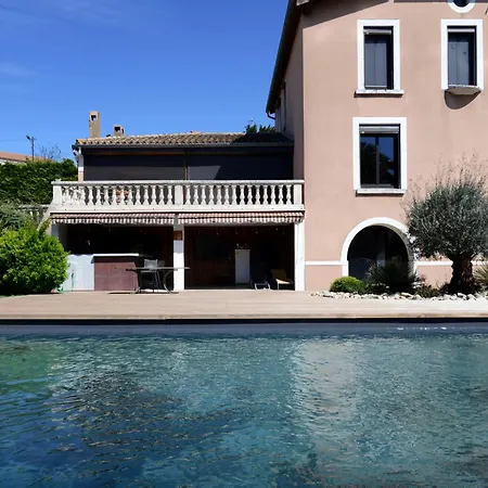 Le Clos Saint Jean, Vue Cite Et Piscine Apartment *
