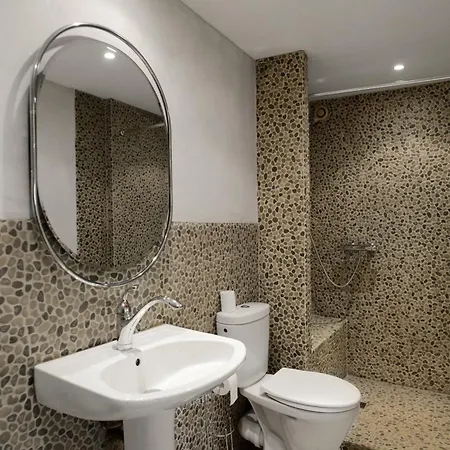 Apartment Le Clos Saint Jean, Vue Cite Et Piscine